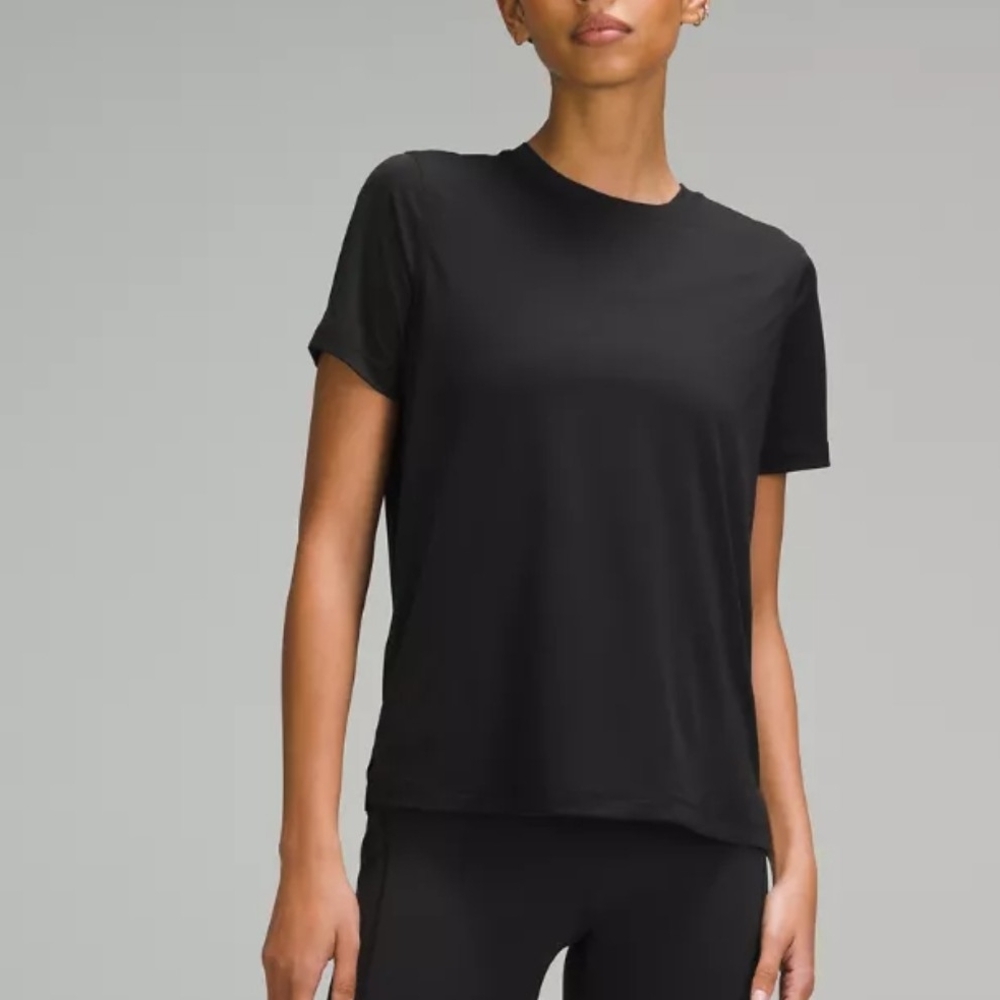 LULULEMON ULTRA LIGHT T-SHIRT